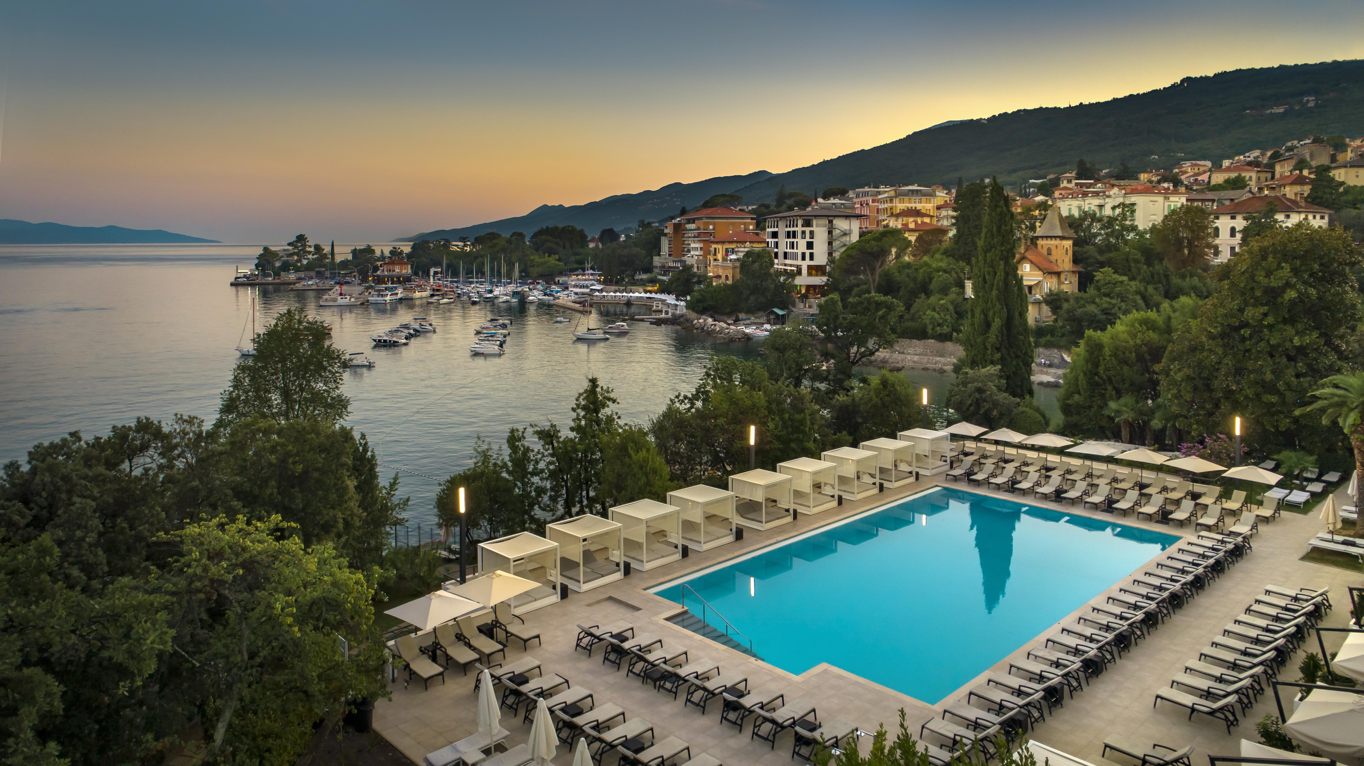 Ambasador - Liburnia Opatija